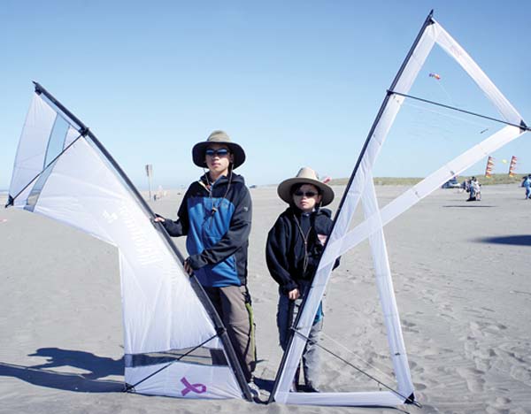Age-old hobby sends new generation of fans aloft